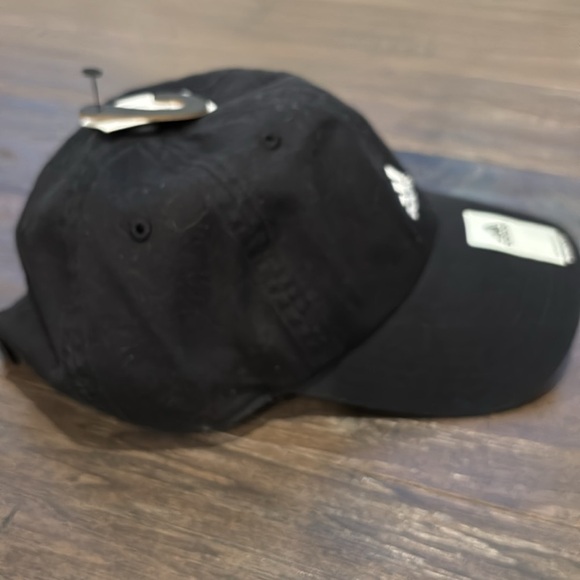 Adidas Aeroready Saturday 2 0 buckle back cap,embroidered logo,6 vent panel OSFM - Picture 4 of 10